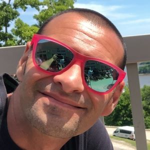 Meet your Posher, Sami